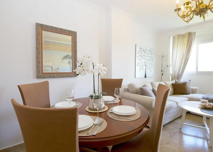 Family Avencia Appartamento Estepona